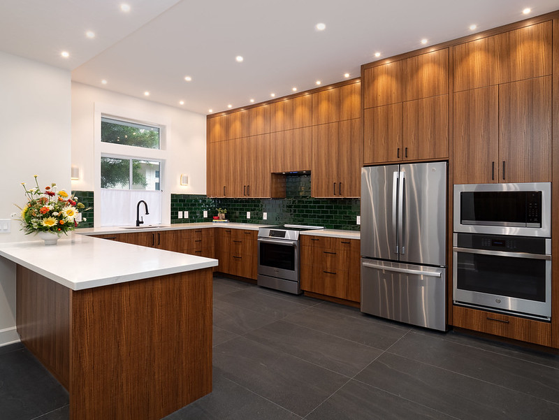 Custom kitchen remodel Gainesville FL white cabinets modern design quality craftsmanship